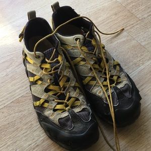 👟Merrell Vibrams 9.5 Men’s